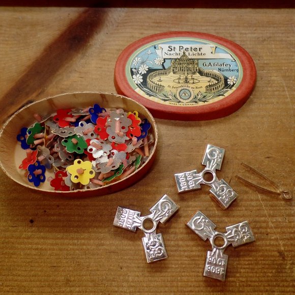 Vintage St Peter Nacht Lichte Floating Candle Wicks Germany - Picture 7 of 10